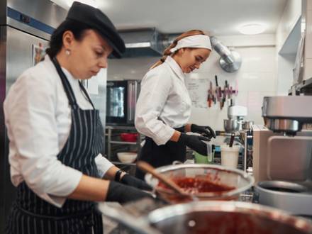 Illinois food poisoning lawyer for personal injury cases